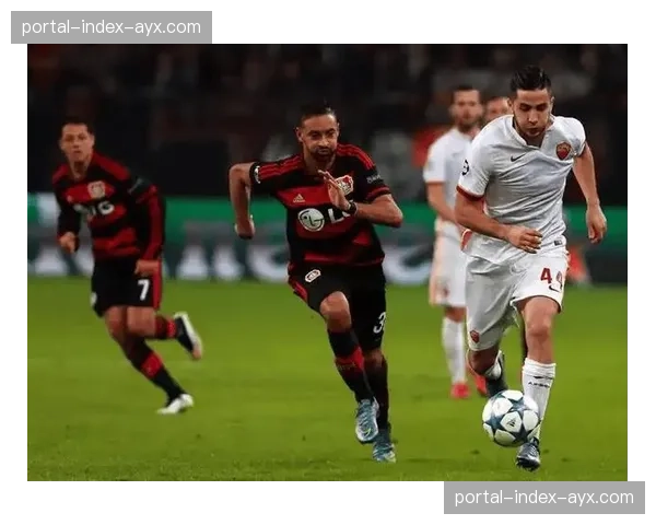 即时战报：勒沃库森补时阶段绝平，1-1战平斯图加特延续不败