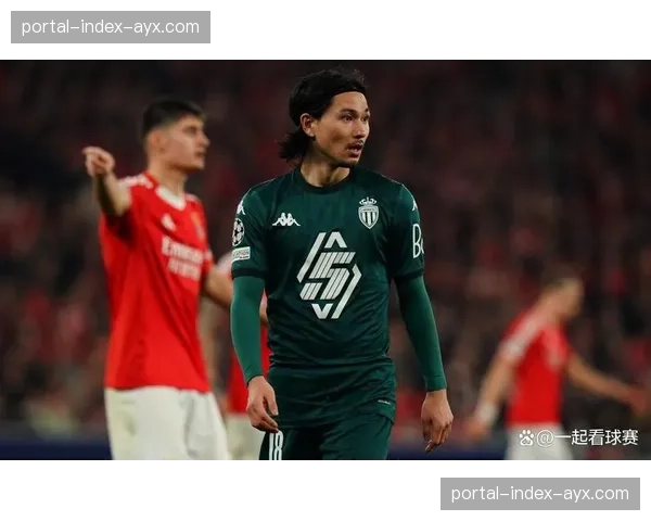 战报：摩纳哥3-1逆转朗斯，南野拓实传射建功